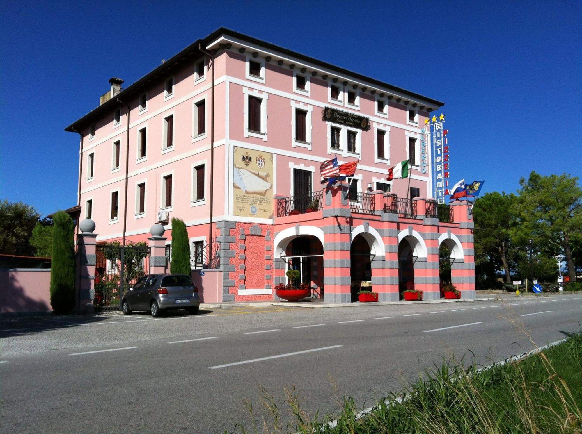 Dogana Vecchia - Hotel & Residence B&B Ristorante & Pizzeria Trivignano Udinese Bagian luar foto