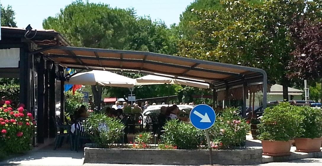 Dogana Vecchia - Hotel & Residence B&B Ristorante & Pizzeria Trivignano Udinese Bagian luar foto